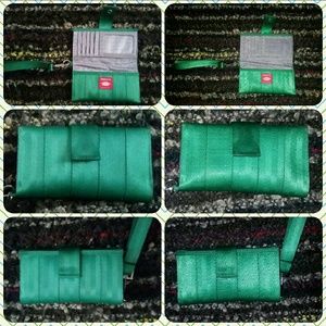 Harveys Seatbelt Wristlet Tech Wallet